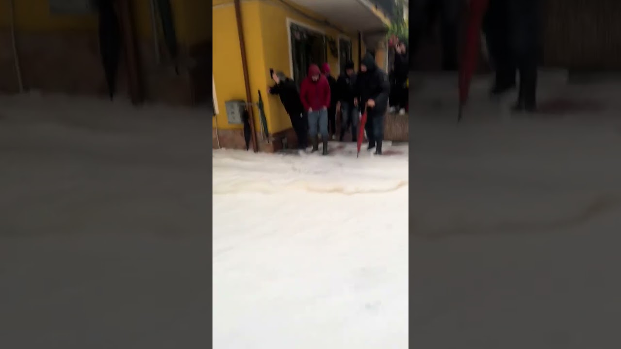 IL MARE IN TEMPESTA INVADE LE STRADE DI SCALETTA ZANCLEA (MESSINA) #meteo #maltempo