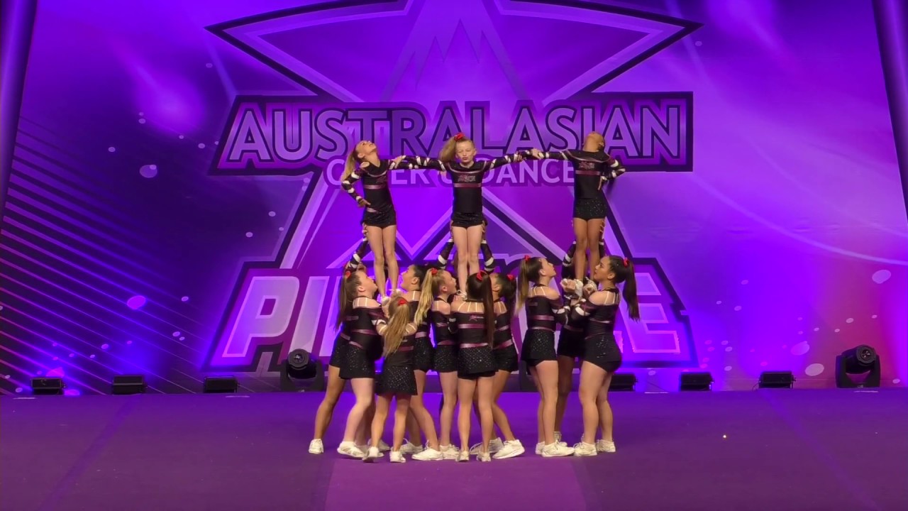 Cheer Dynamix Bombshells - The Pinnacle 2019
