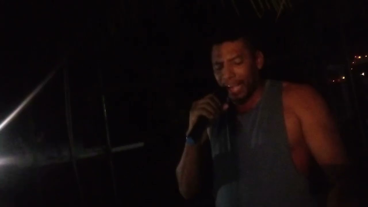 y nos pusimos a cantar disfrutamos la noche buena 🫶🫂♥️🙏 feliz navidad 