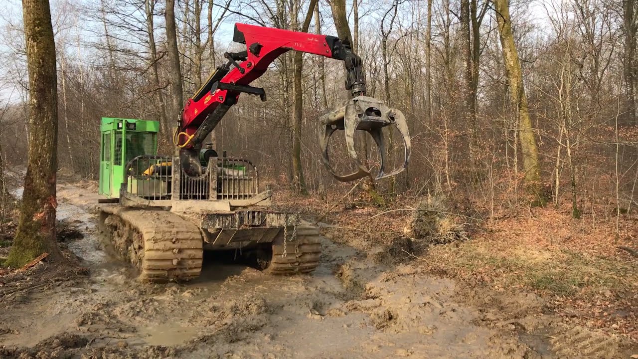 Morooka MST 2000 Forest Machine