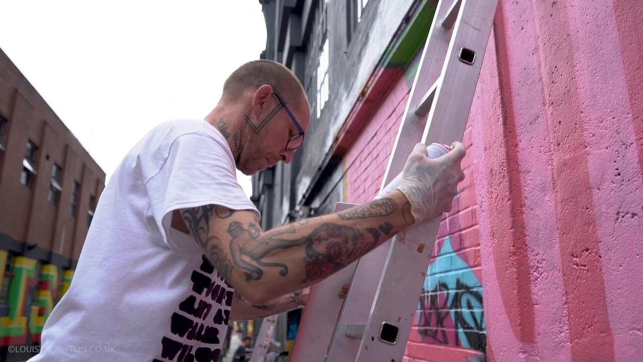 BEN EINE - LOVE - SHOREDITCH