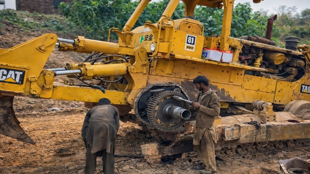 Full Rebuild of Bulldozer Final Drive | Satisfying Mechanical Work
