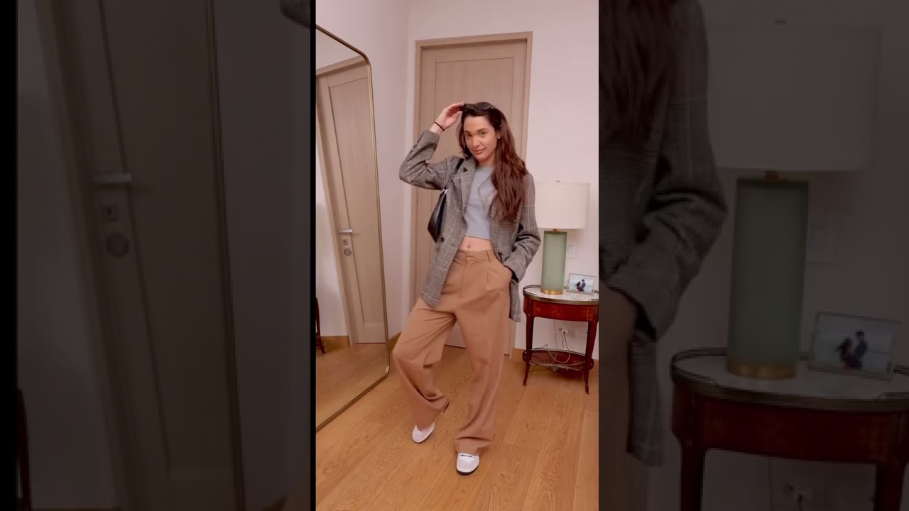 3 outfit ideas with 550 new balance sneakers. Which one is your favorite? 