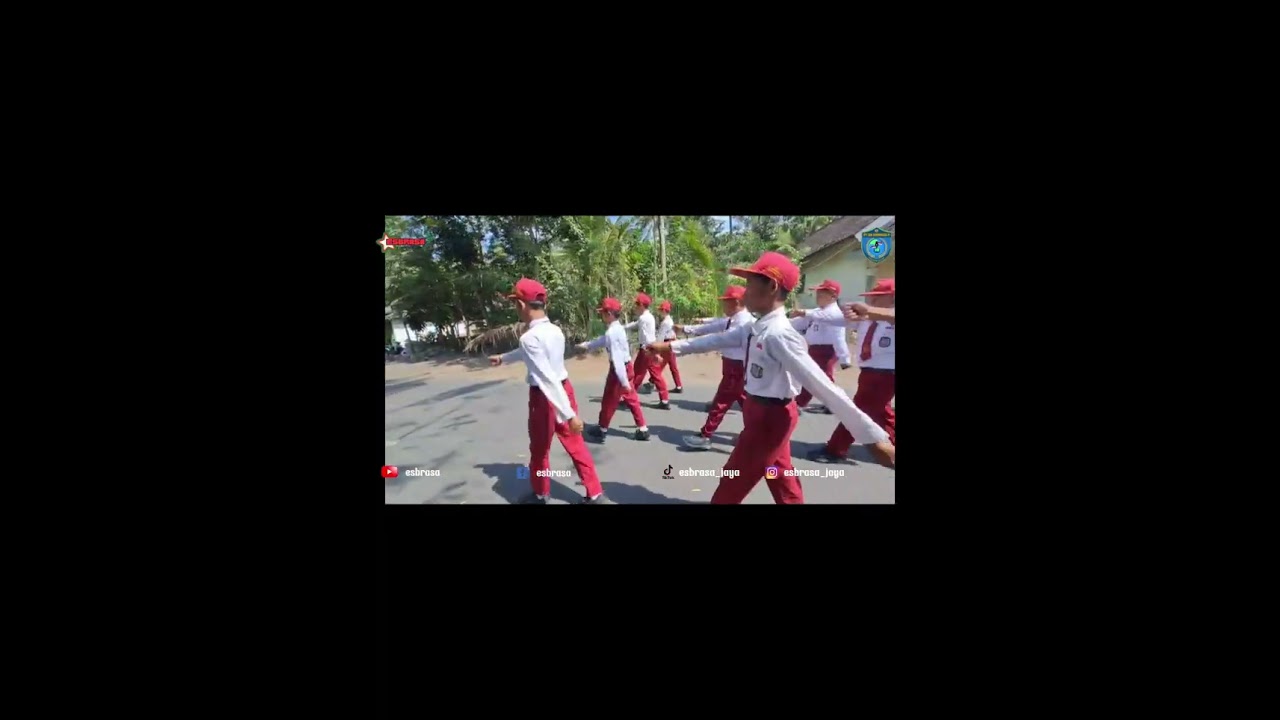 GERAK JALAN DALAM RANGKA PERINGATAN HARI KEMERDEKAAN INDONESIA KE 80 KECAMATAN NGLEGOK