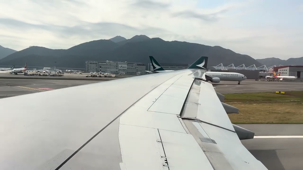 Cathay Pacific A330-300 takeoff from Hong Kong!