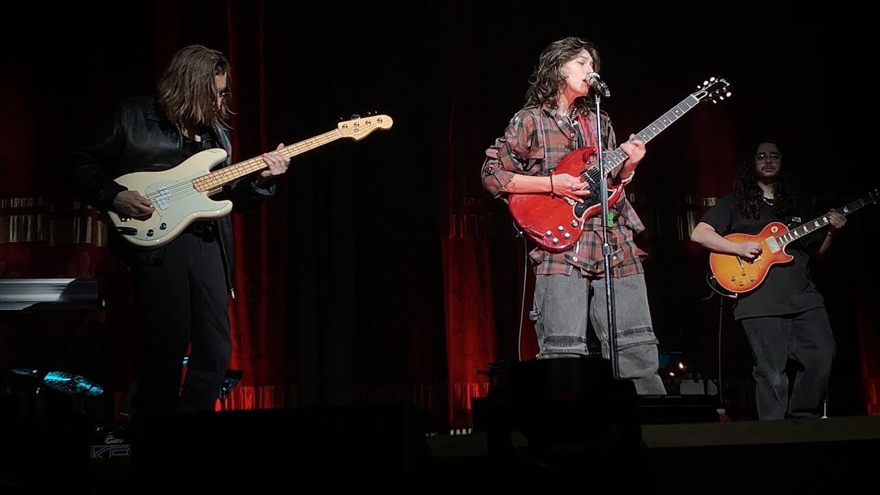 let us die [new song] | king princess (live in chicago)