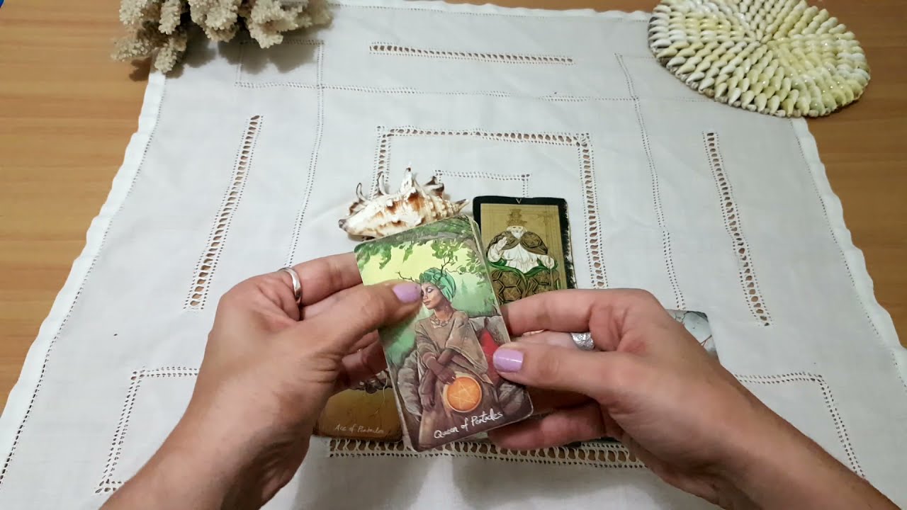 GLI/LE MANCO? PERCHÈ NON HA IL CORAGGIO DI AGIRE? - 💖 Tarocchi interattivi amore 💖