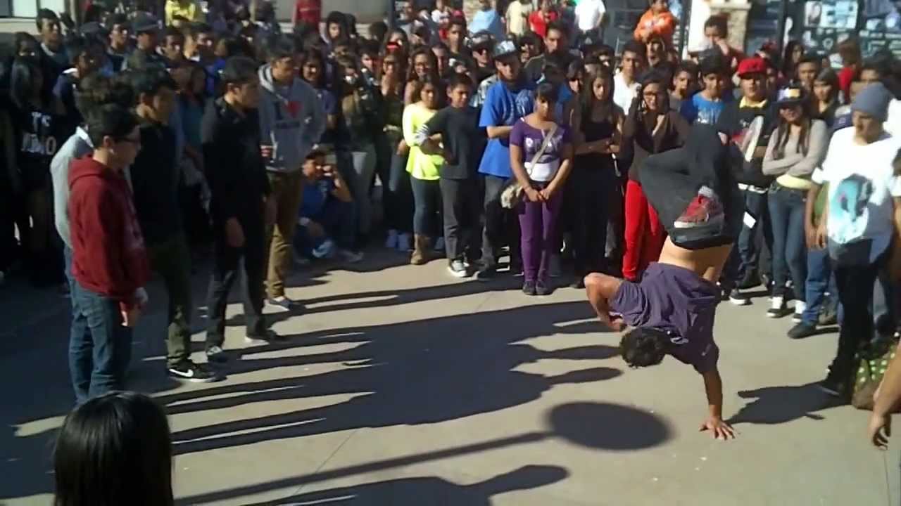 Electro Dance vs Break Dance - Dem Revelz Vs Sopitas con Huevo (Flyboys)