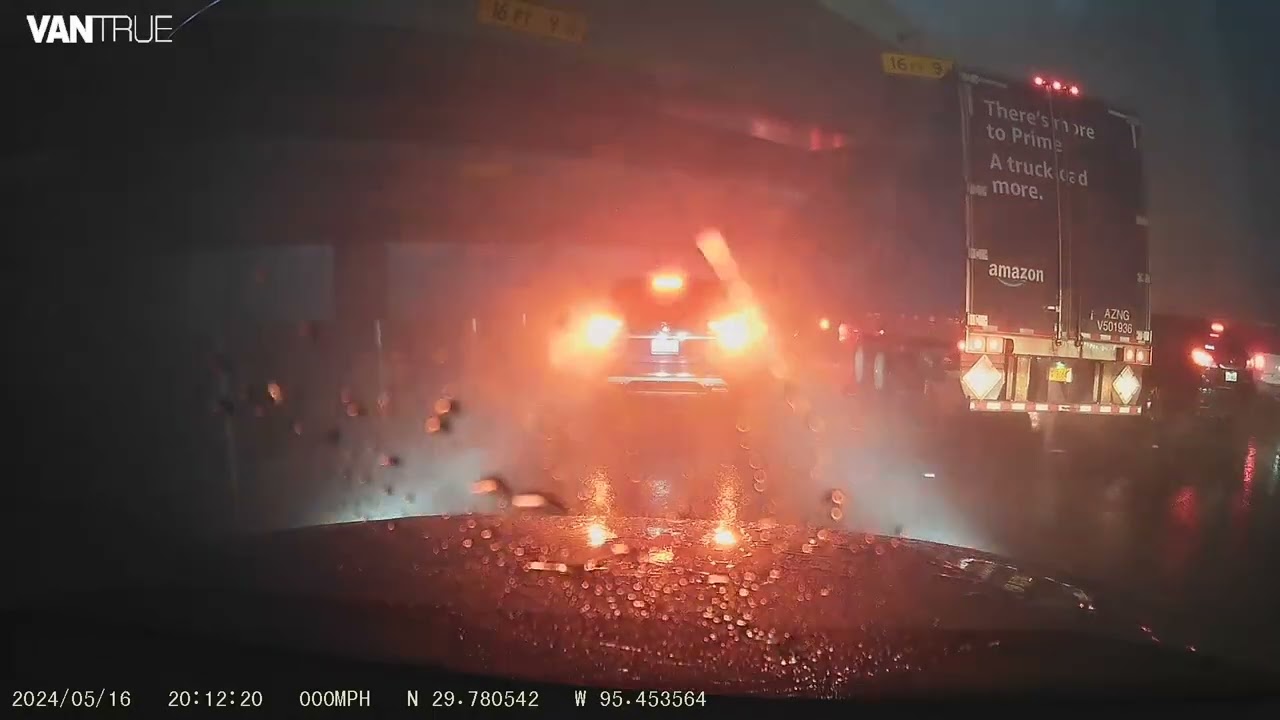 Intense Houston, Texas Thunderstorm with Possible Tornado (Dash Cam) - May 16, 2024
