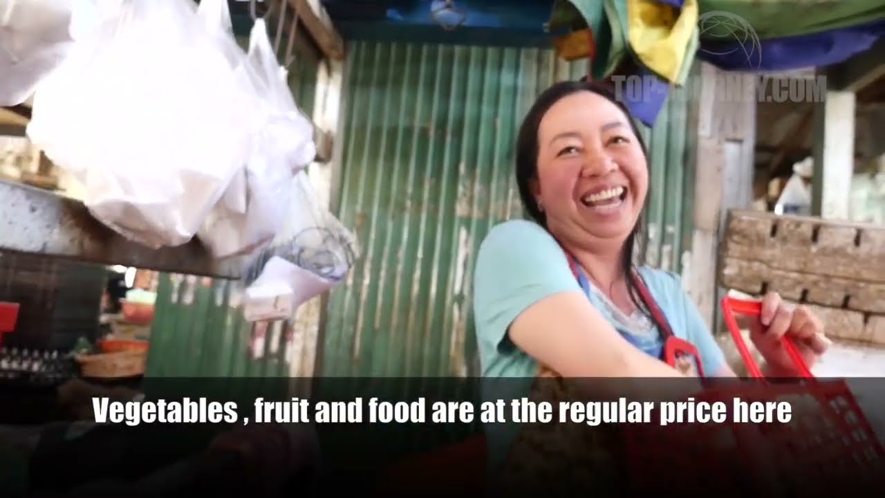 A Visit to The Russian Market 🇰🇭 | Exploring Phnom Penh’s Most Famous Local Market