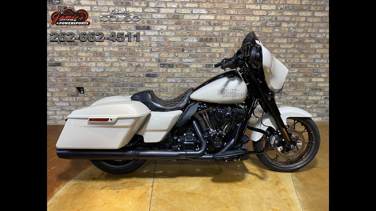 2023 Harley-Davidson FLHXST Street Glide ST White Sand Pearl