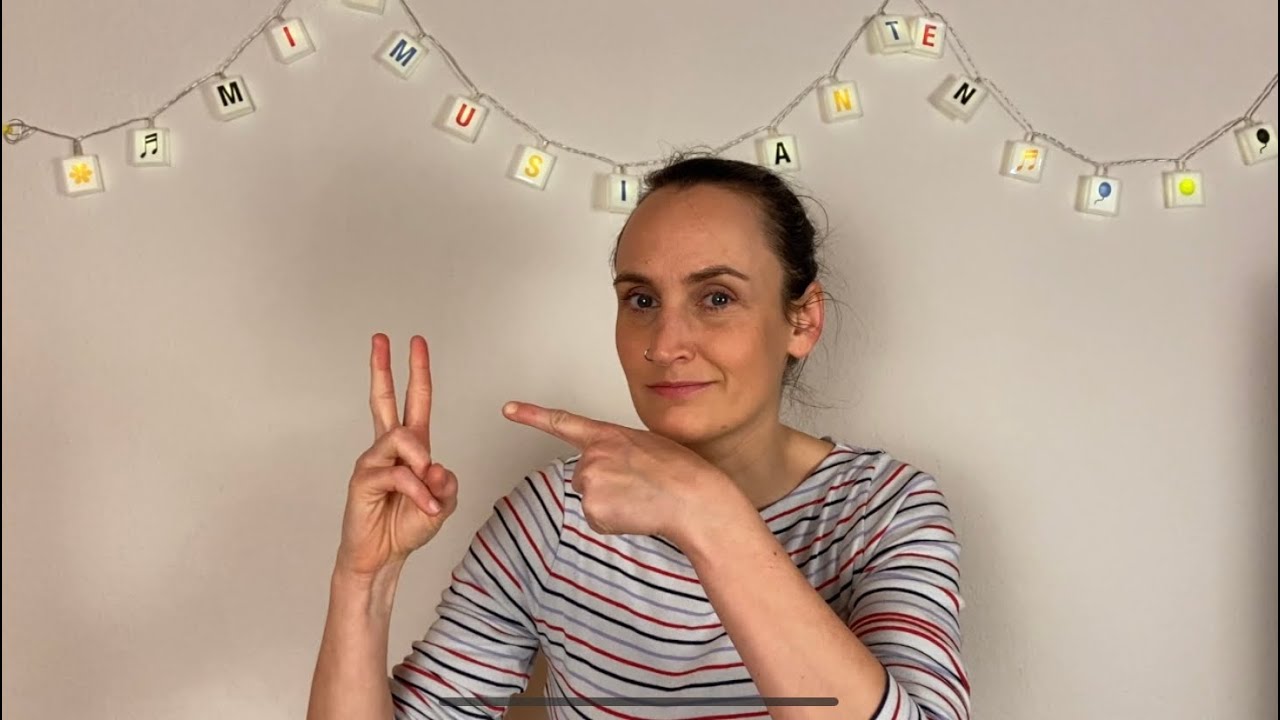 Pit, der Osterhase • Fingerspiel || MiniMusikanten
