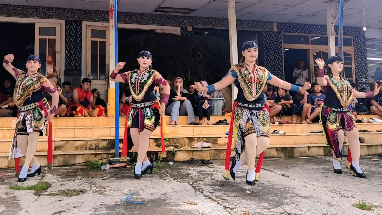 KITIR SUMILIR - KUSUMANING ATI SPESIAL JATHIL CANTIK REOG OBYOG FT PUTRI ZAA KUMALA ZR FILA NADIA 😍
