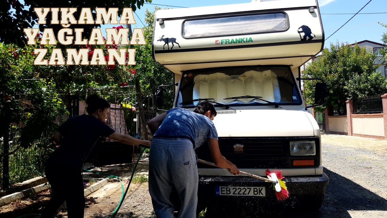 KARAVANDA GÜNEŞ PANELLERİNİ YIKADIM