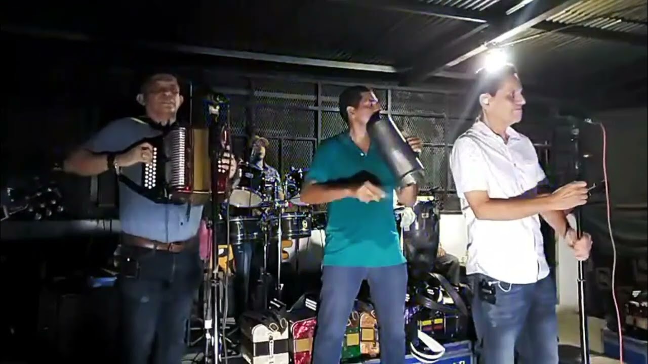 LESLY SANTAMARIA CANTO A SAN ANDRES