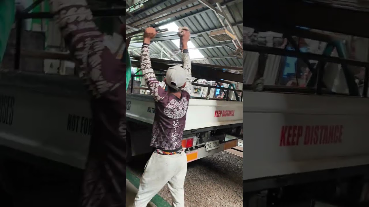 Karga muna tayo ng materyales nagagamitin natin sa bago nating project mga idol 