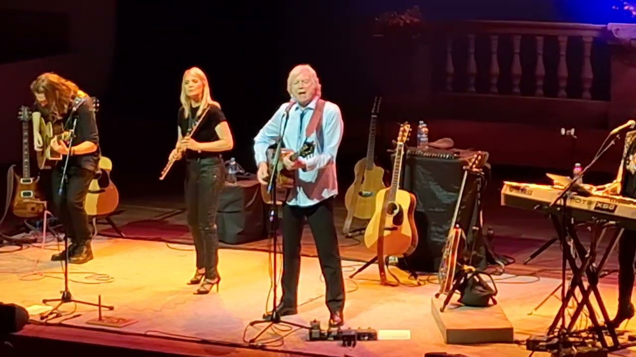 Justin Hayward - Forever Autumn (Jeff Wayne song) [Tivoli Utrecht 13th October 2025]