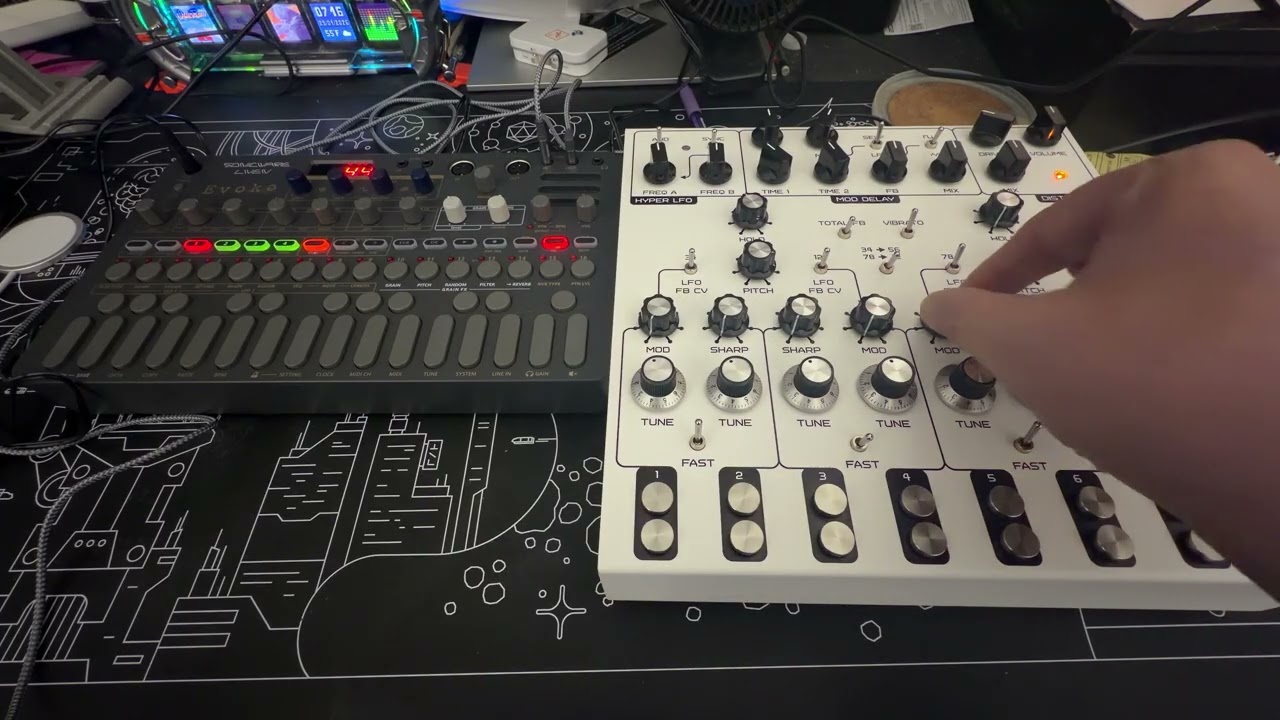 The Particles Around Us - Live Jam with Soma Lyra-8 and Sonicware Liven Evoke 