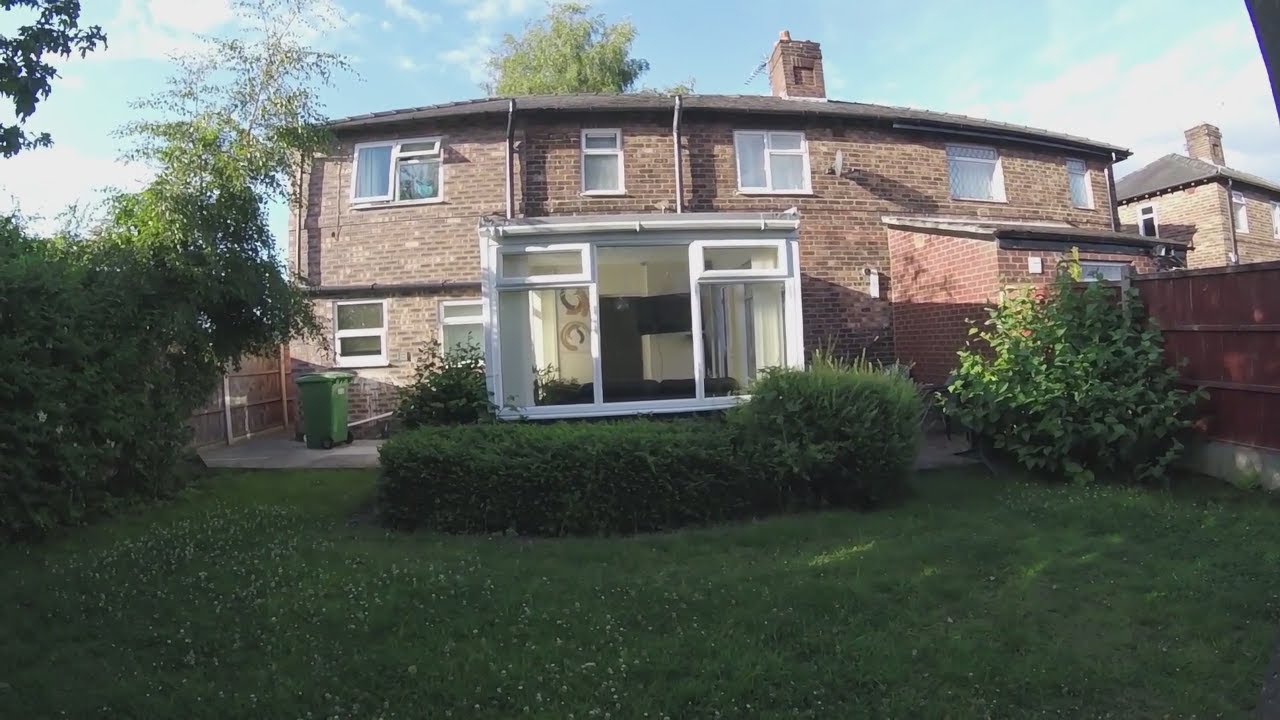 ¿Como son las casas en Inglaterra?Cosas raras de las casas en UK. Te enseño mi casa en Warrington 🏡