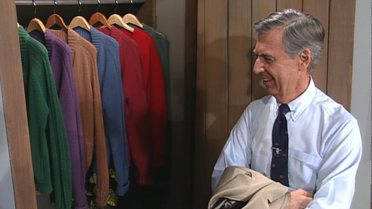 Mr. Rogers Gives A Tour of His ICONIC Sweater Closet | 1993 ET Flashback
