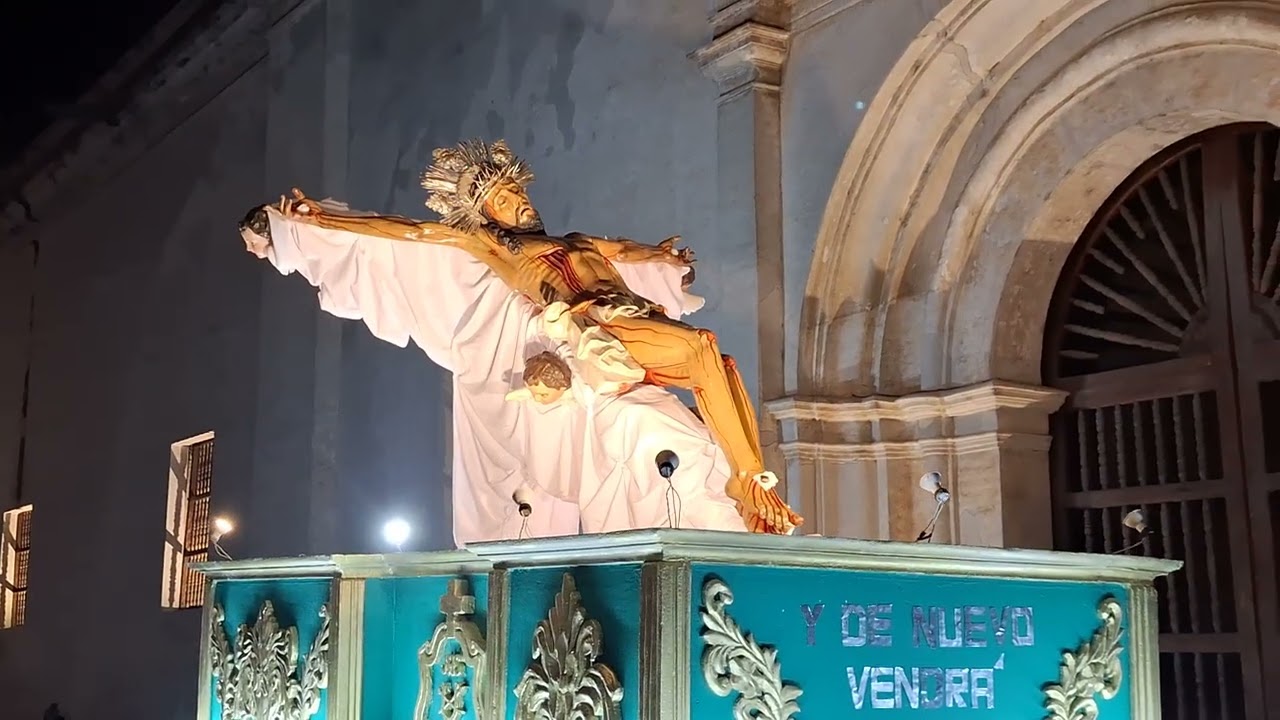 Tu última mirada | Santo Cristo del Perdón- San José Catedral, Antigua Guatemala.