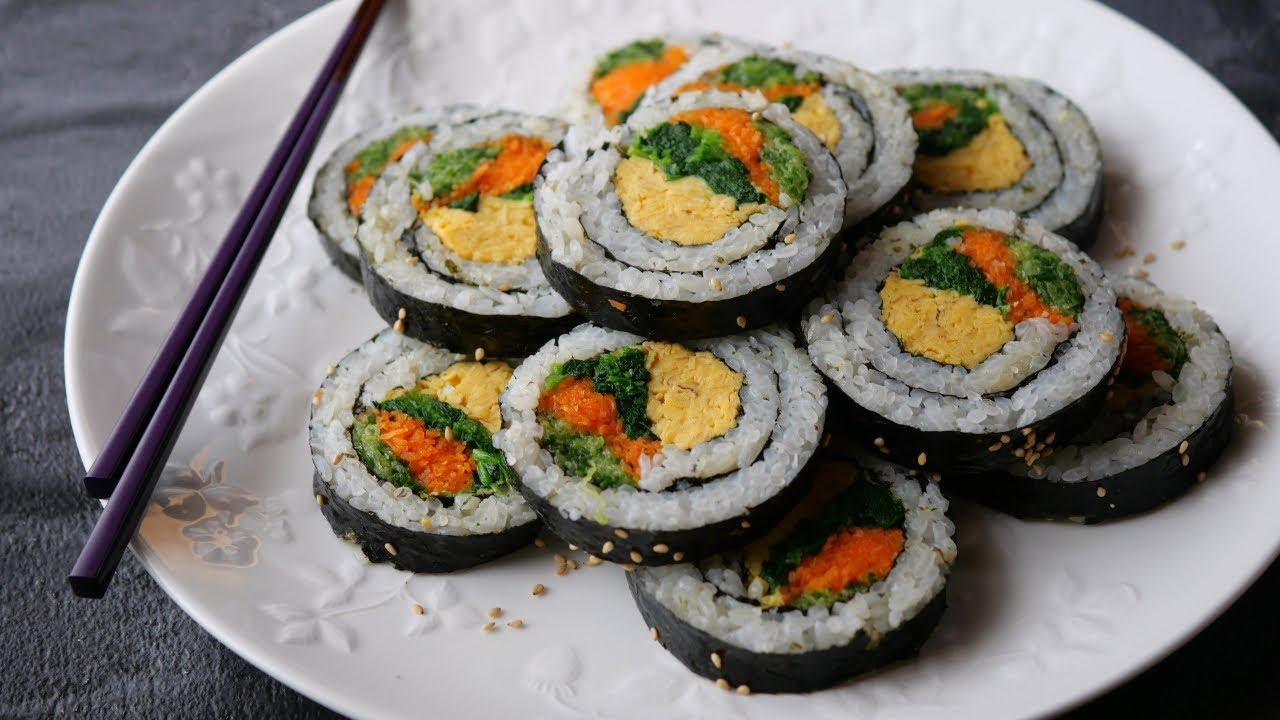 【60代からの田舎暮らし】#28 巻きすを使わずに手でくるりんぱのキンパ/蕨の炊いたの | Kimbap Korean-style roll sushi