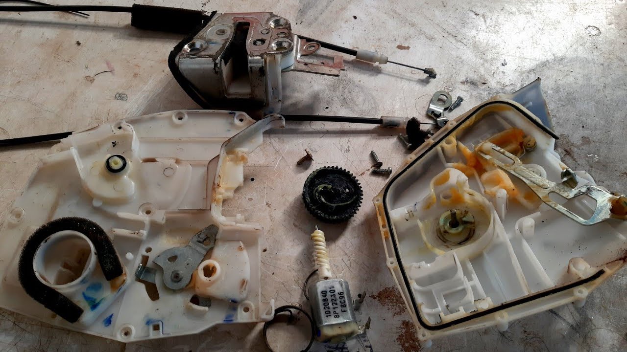 swift door lock stuck|swift door problem|swift door lock open|door latch stuck open|@LOWBAsSE