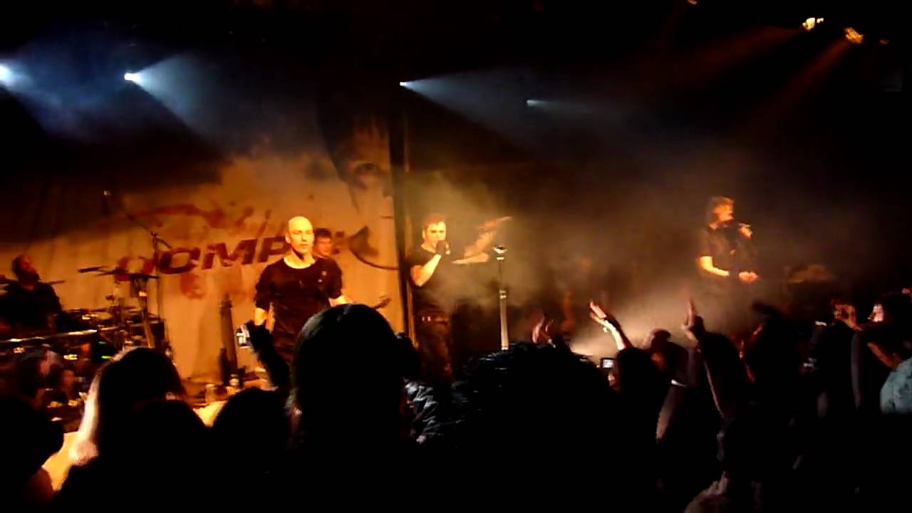 Oomph! LIVE TRABENDO (PARIS) 2010 [HD] 