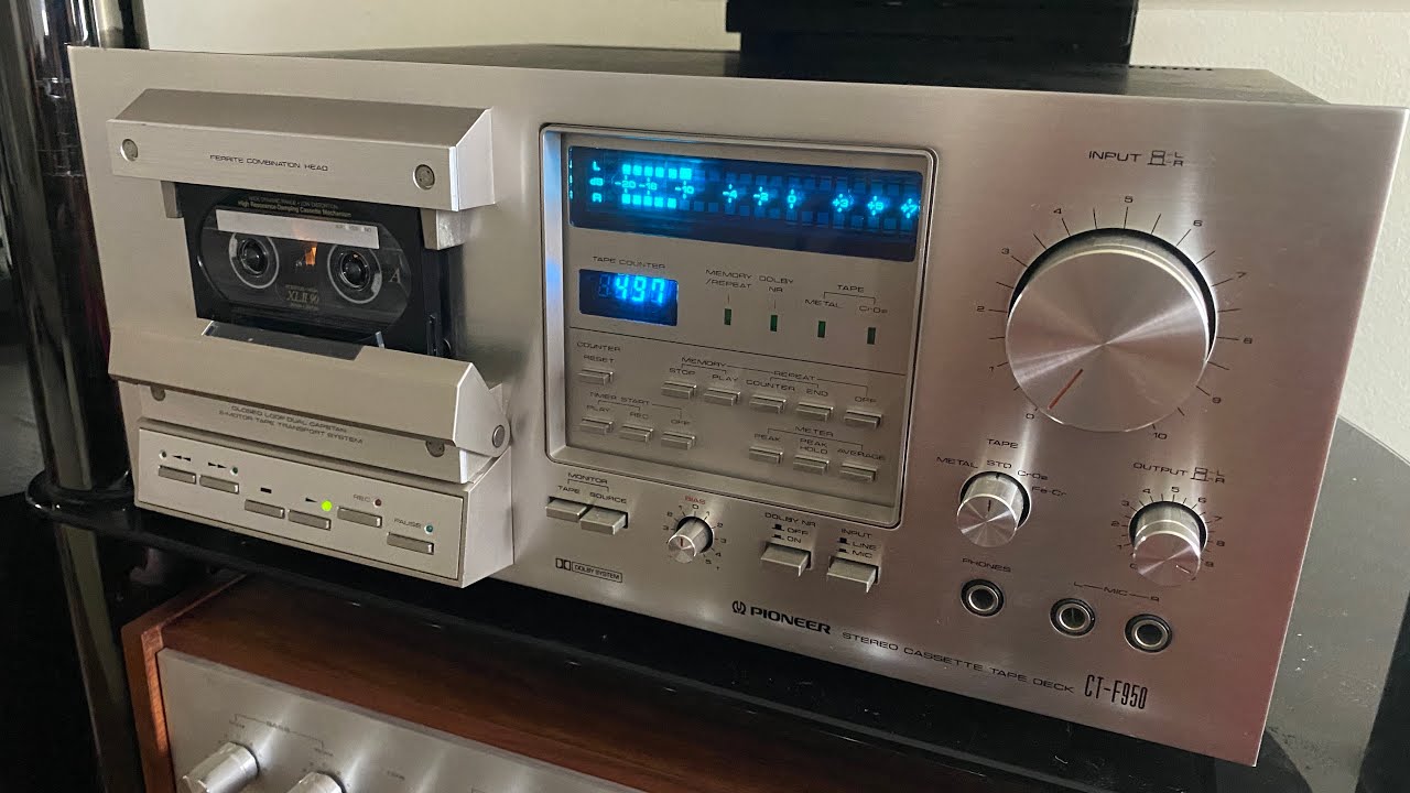 Потрясающая кассетная дека с тремя головками… Pioneer CT-F950! Пока-пока 👋