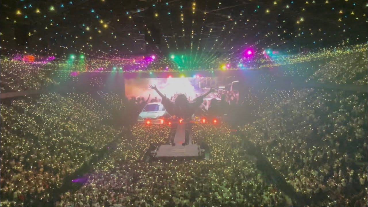 Indochine - Le chant des cygnes (Live Arena Tour 2025 at Accor Arena, Paris 4)