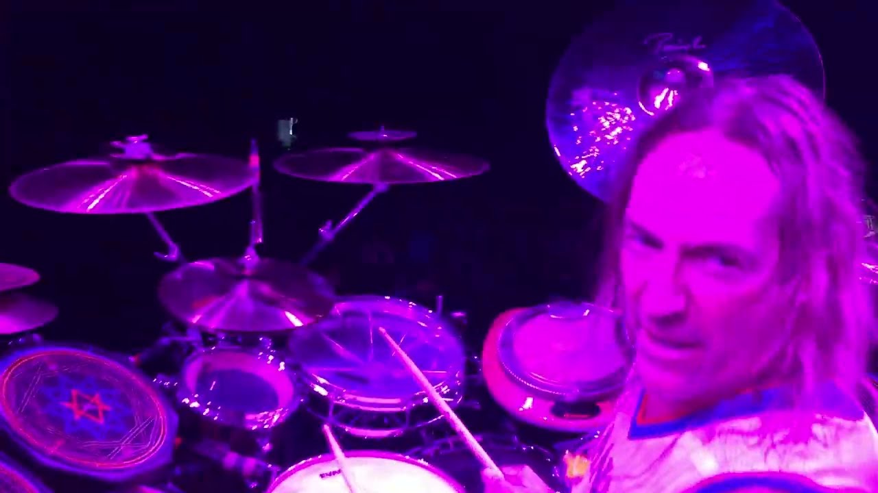 Danny Carey plays a small tribute to one of the greats.