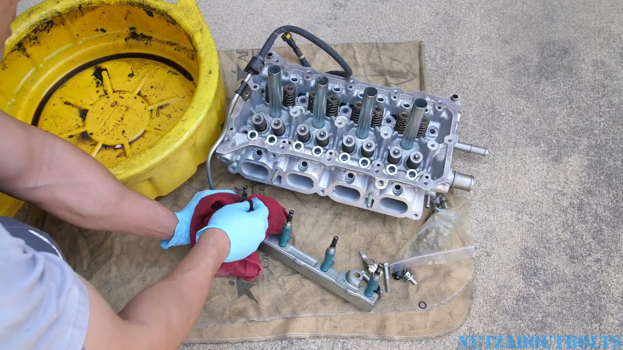 2010-2015 Toyota Prius Complete Head gasket replacement Part 2 of 3 Replace gaskets and o-rings