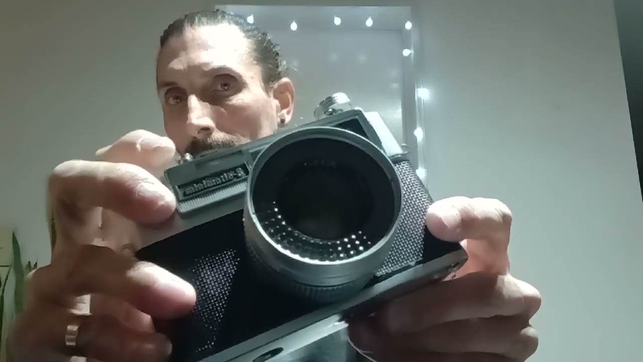 Yashica Minimatic - S  (1964) | La cámara de mi abuelo.