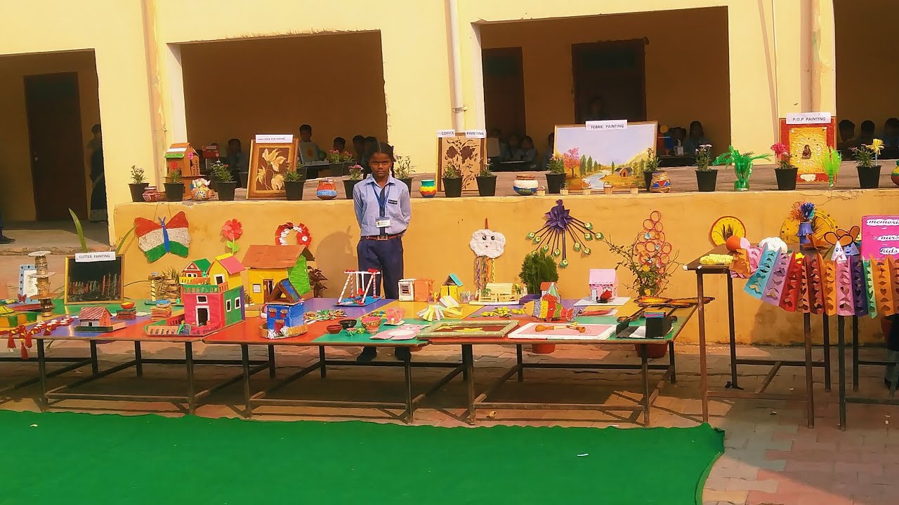 DET Services is live! Art and Craft Science Exhibition in Our School 😍