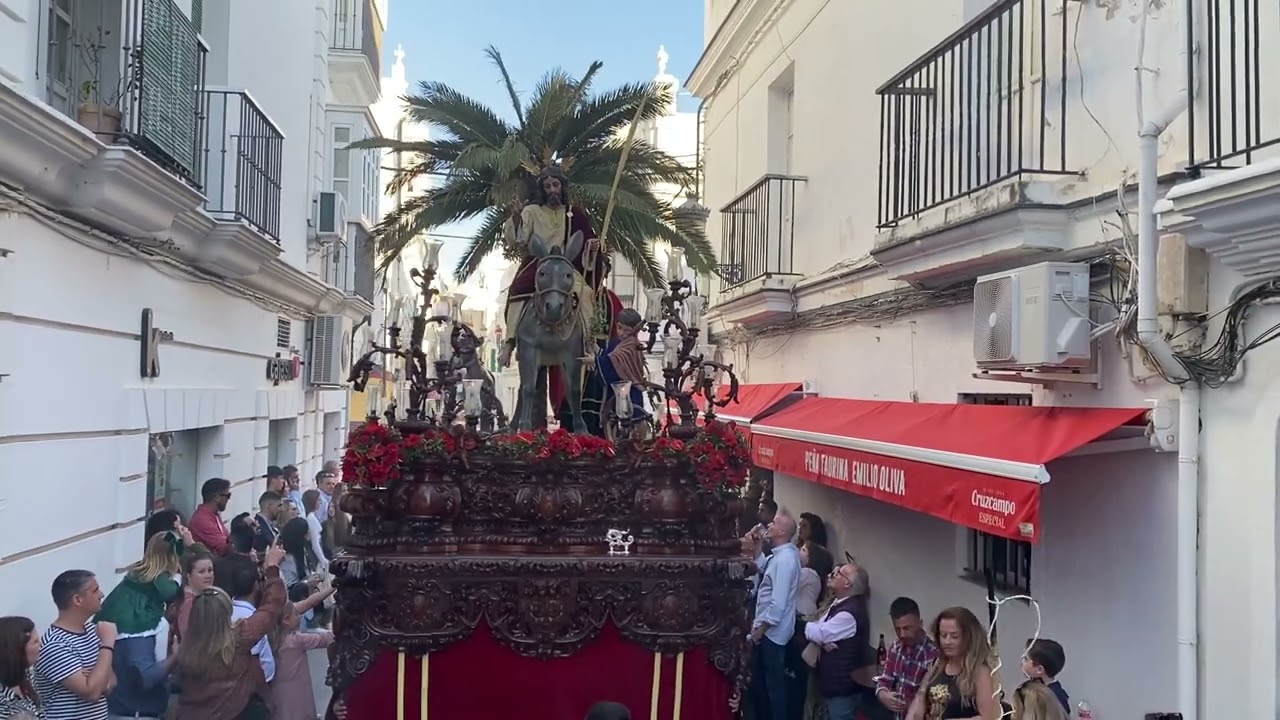 DOMINGO DE RAMOS EN CHICLANA 2023 - BORRIQUITA POR PADRE CARO