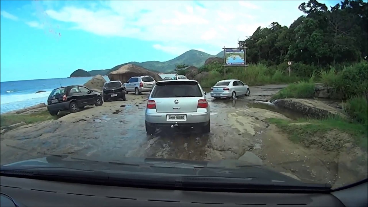Chegando a Vila de Trindade em Paraty - Rio de Janeiro - Brasil (Descida do Deus me livre).