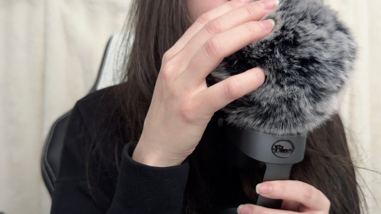 ASMR Close Whispers and Mic Scratching for Sleep