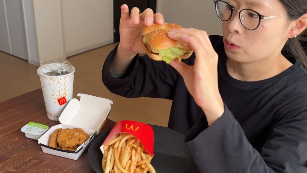 ASMR マクドナルド N.Y.バーガー🍔 マックフライポテト🍟 チキンナゲット黒胡椒ガーリック🍗【咀嚼音/Mukbang/Eating Sounds】