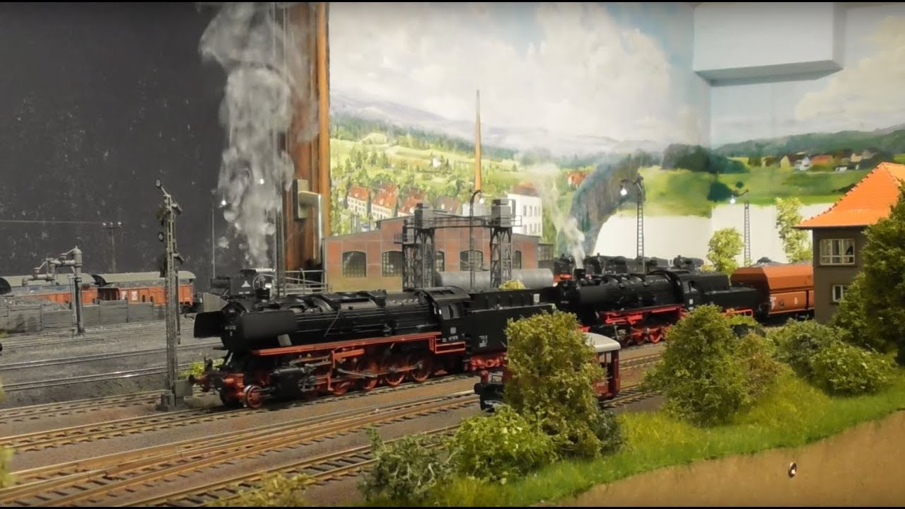 BR 44 1678 mit BR 50 1524 in Doppeltraktion