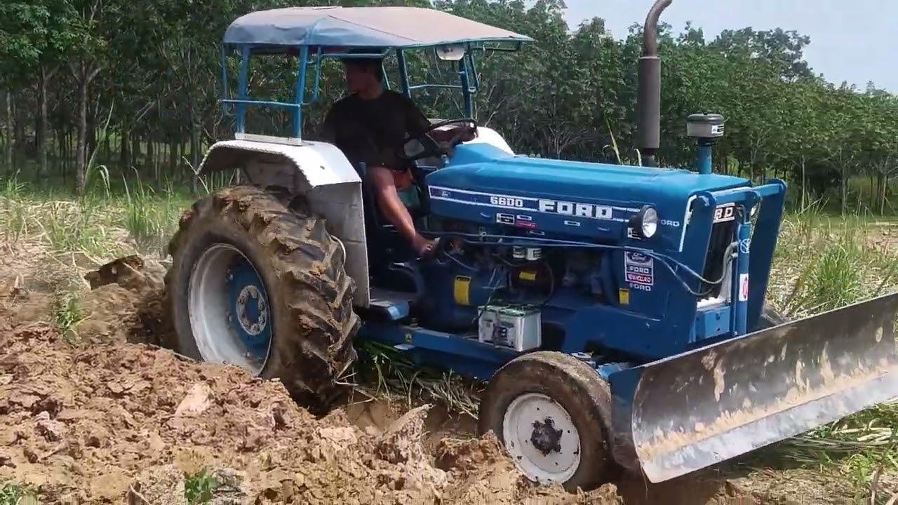 มารับชมกันต่อเลยจ้ากับรถไถฟอร์ดของเสี่ยนาย (Ford77)ไถผาน3