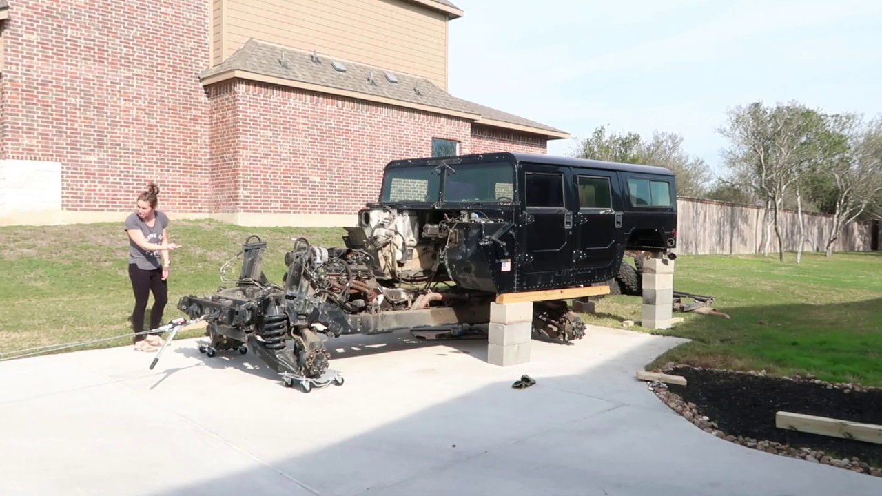 The Craziest Hummer H1 Body/Frame Separation