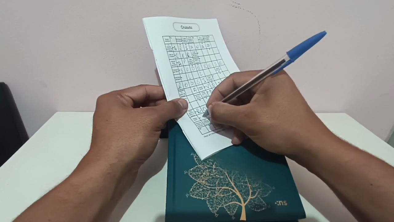 ASMR PALAVRAS CRUZADAS 