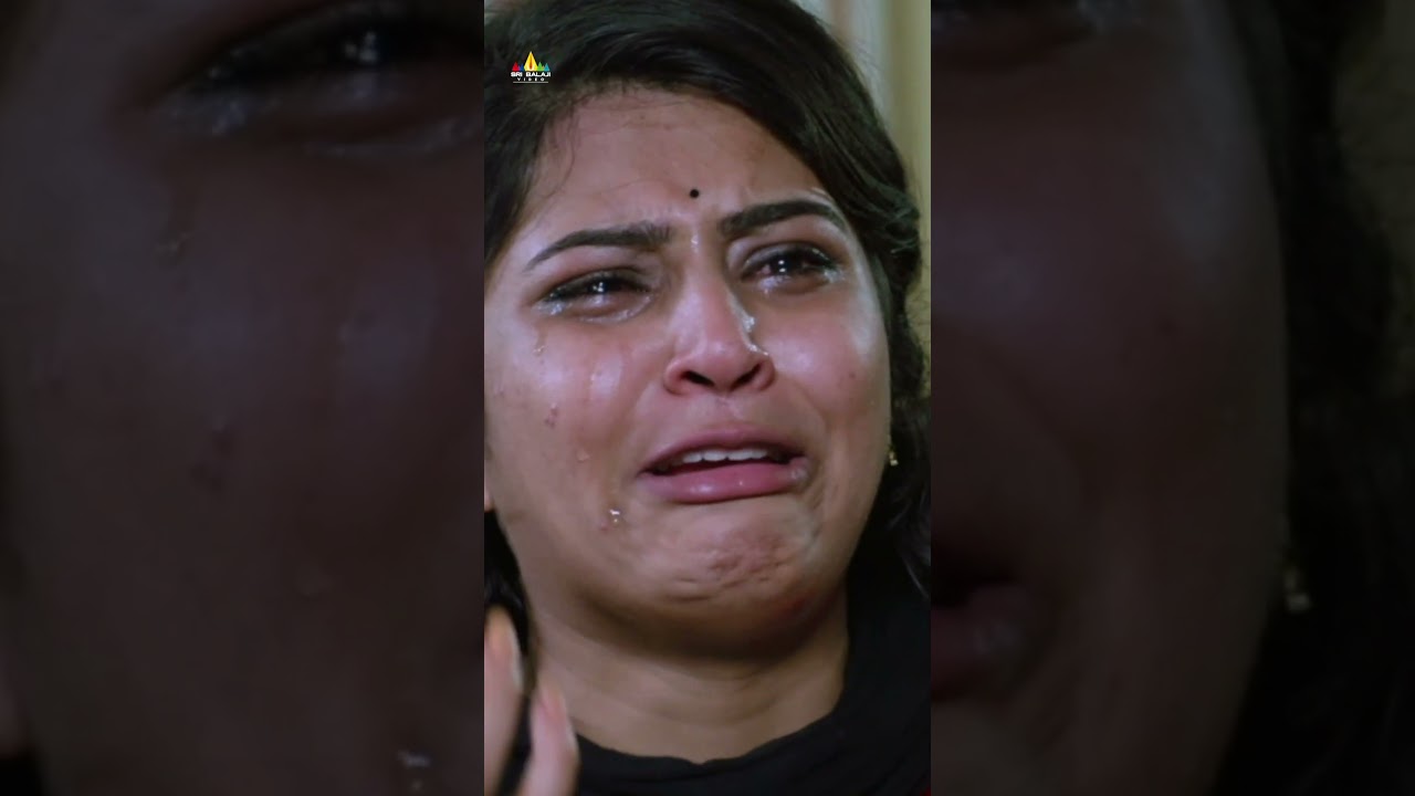 Divyarao's Emotional Moment | #DegreeCollege | #telugushorts | #youtubeshorts | #sribalajivideo