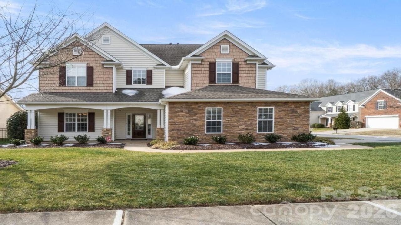 12304 Mcallister Park Drive, Charlotte, NC Presented by Paul Arini.