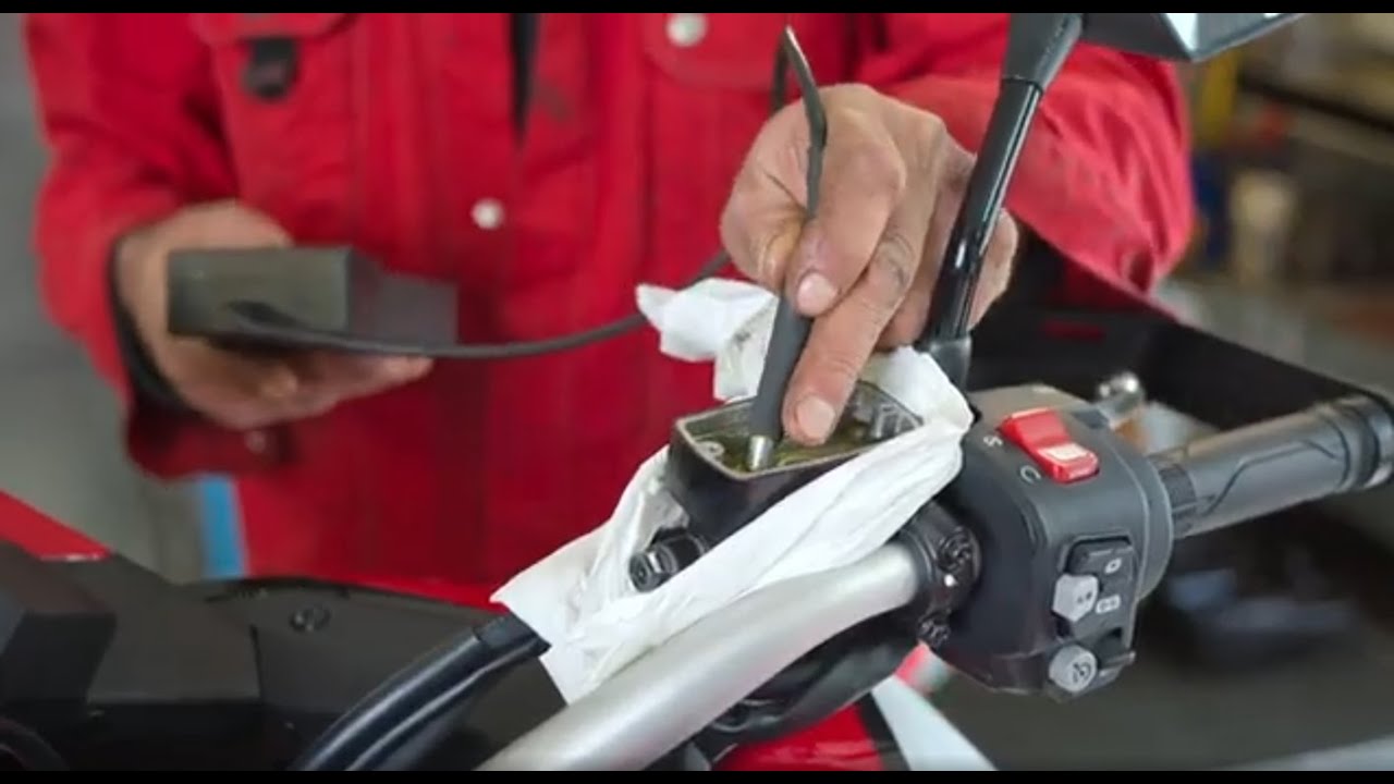 So wird Dein Motorrad fit f&uuml;r die neue Bike-Saison