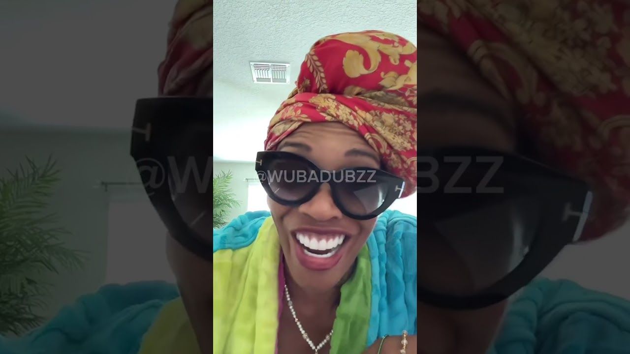 Yuntie Tia Kemp prank calling people on live