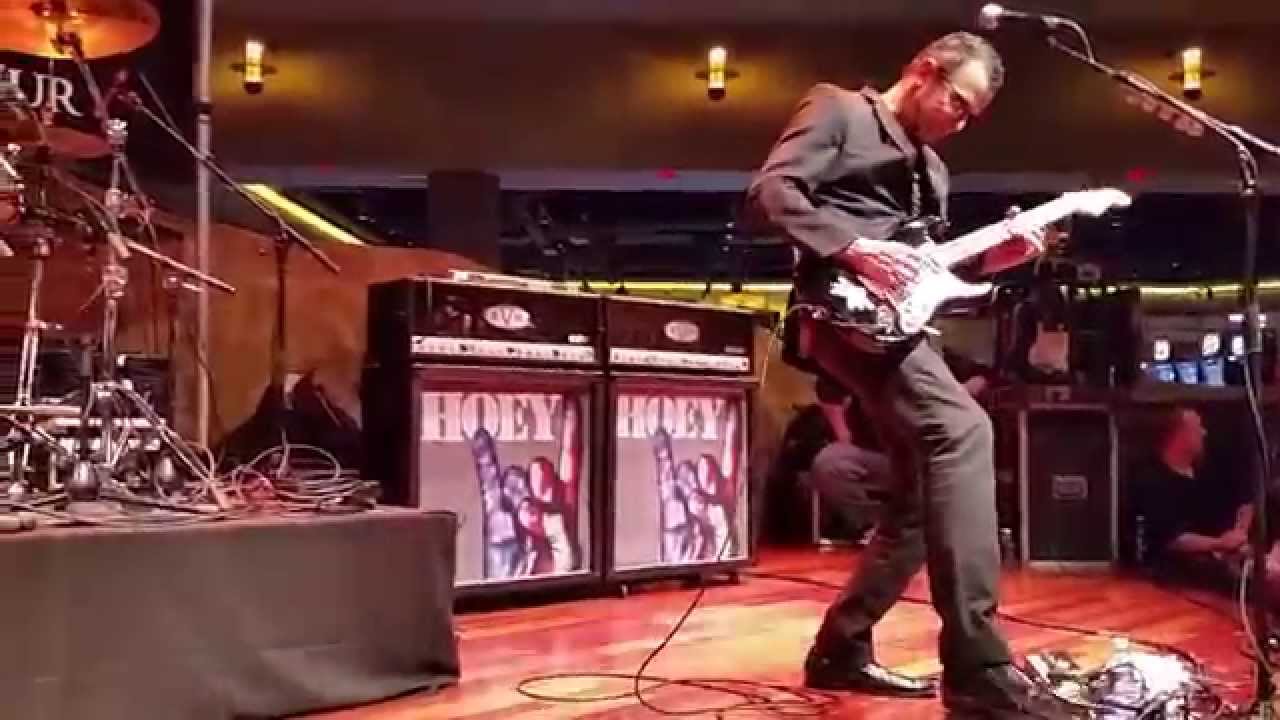 Gary Hoey - God Rest Medley