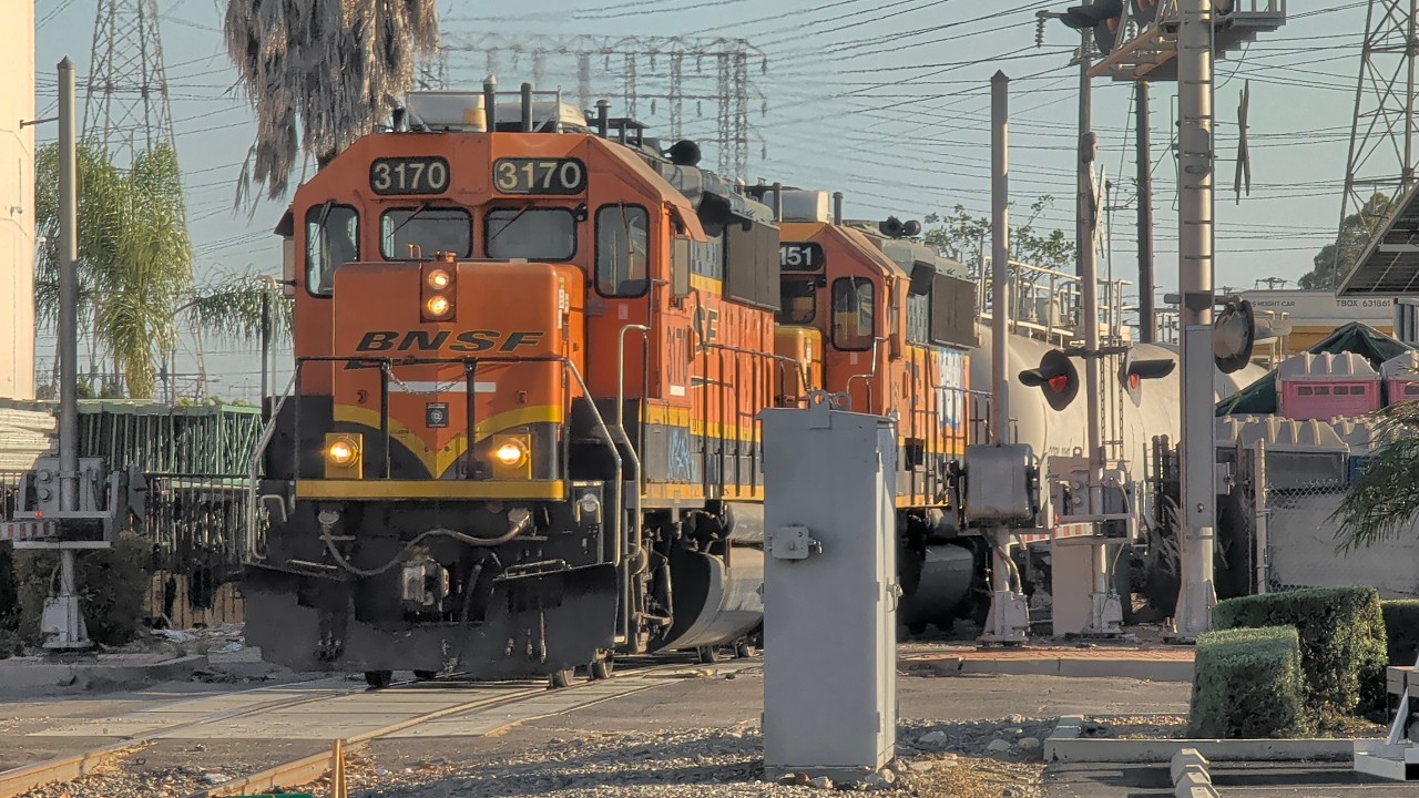 2 TONE RS3L! Los Angeles Junction railway C yard switcher in commerce CA!
