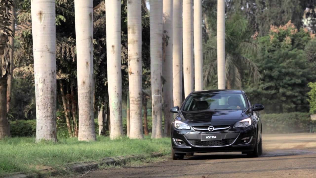 Opel Astra 2015