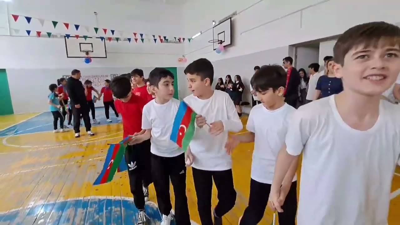 308 nömrəli tam orta məktəb: şən startlar